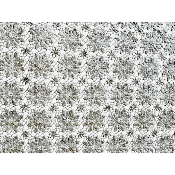 Hand Crocheted Tablecloth With Floral Medallions & Scalloped Edges 55.25" x 49" - Picture 12 of 13